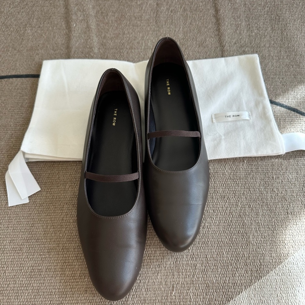 The Row Marion Ballerina shoes - Brown Leather Flats (with elevation)